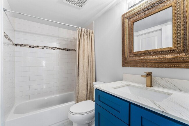 Building Photo - 5480 N Ocean Dr