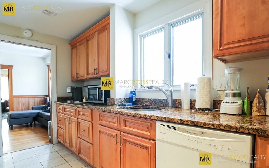 Building Photo - 6 Oliva Rd