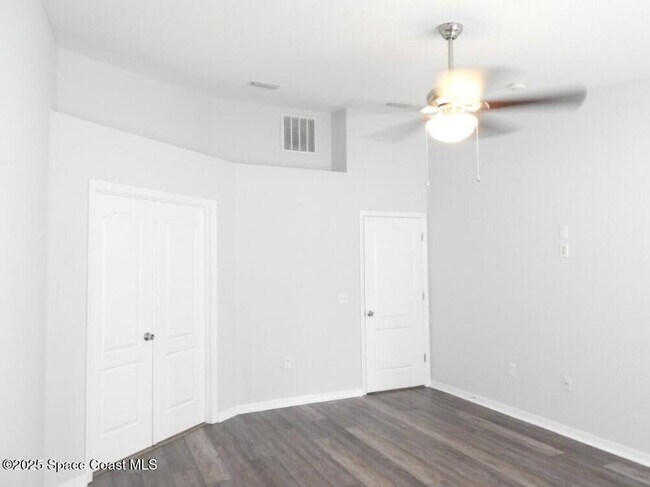 Building Photo - 1535 Heartwellville St NW