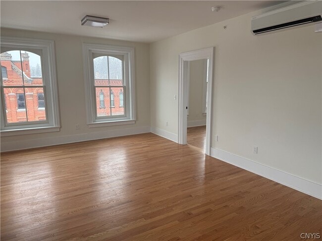 Building Photo - 109 Main St