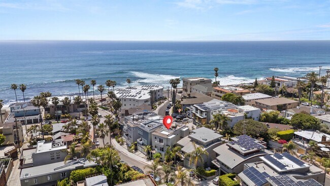Building Photo - 298 Playa Del Sur St