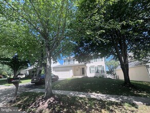 Building Photo - 17207 Sumac Ct