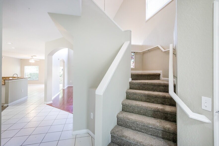 Building Photo - 1117 NW 97th Dr