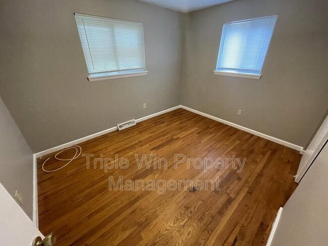 Building Photo - 10203 Trio Ln