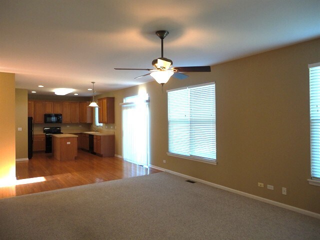 Building Photo - 16438 Fairfield Dr