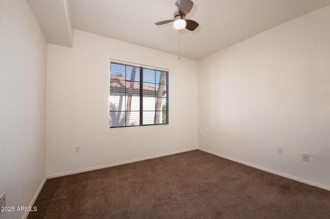Building Photo - 5302 E Van Buren St