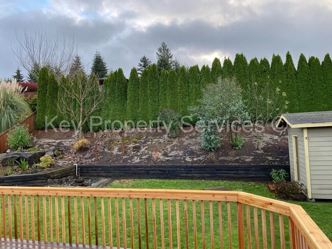Building Photo - COMING SOON! Large 3 bed 3 bath in Camas