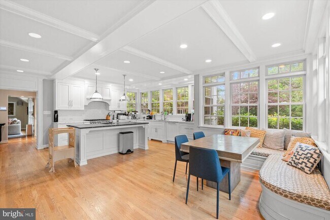 Building Photo - 3701 Blackthorn Ct