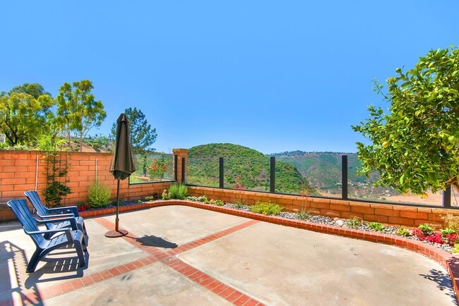 Building Photo - Panoramic Views! Laguna Niguel Condo!