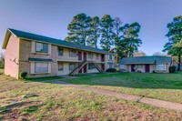 Building Photo - 2 Bedroom Apartment for rent!