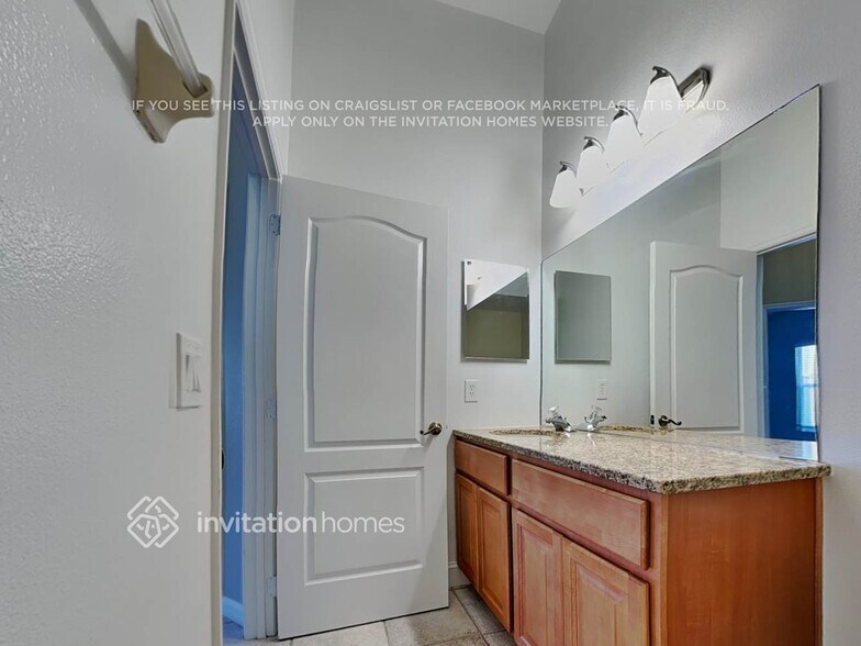 Building Photo - 731 Bridgeway Blvd