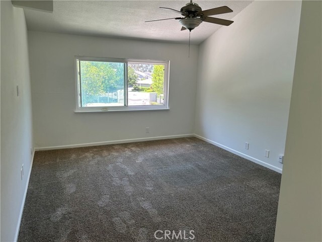 Building Photo - 6560 E Camino Vista