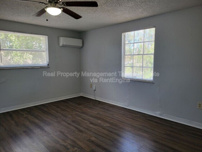 Building Photo - 643 Wisteria Ct