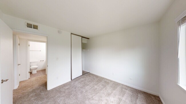 Building Photo - 402 Alameda del Prado