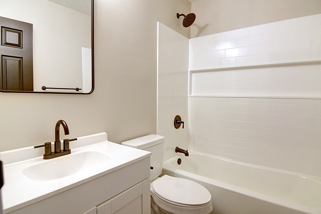 Building Photo - 306 Chadwick Pl