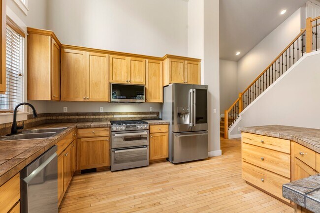 Building Photo - 345 Timber Creek Dr