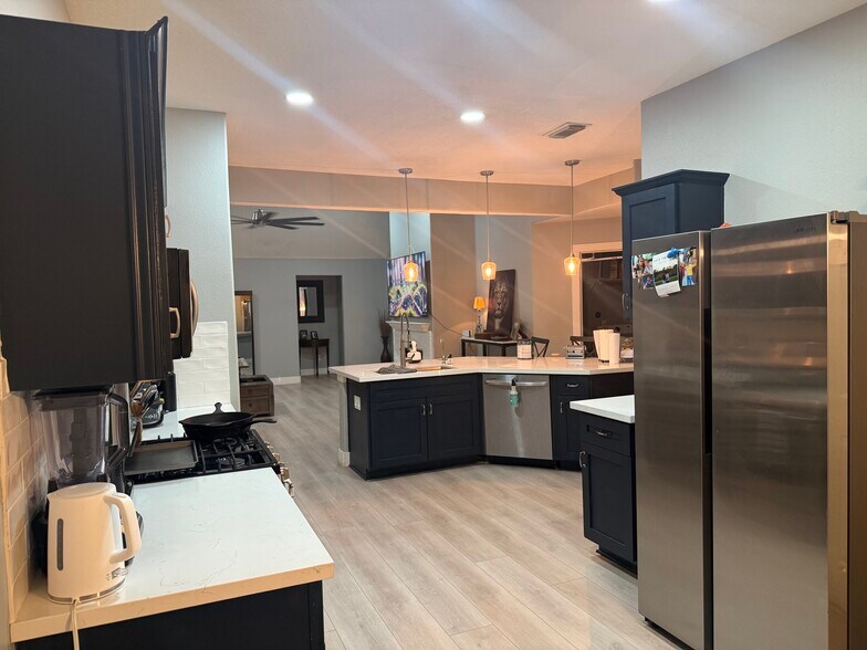 Building Photo - 19507 Dawn Canyon Rd