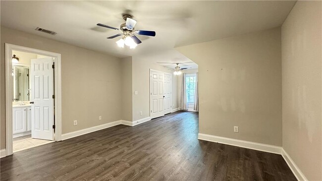 Building Photo - 140 Wind Flower Ct