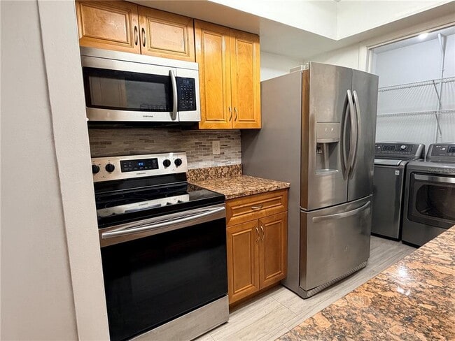 Building Photo - 540 Cascade Cir