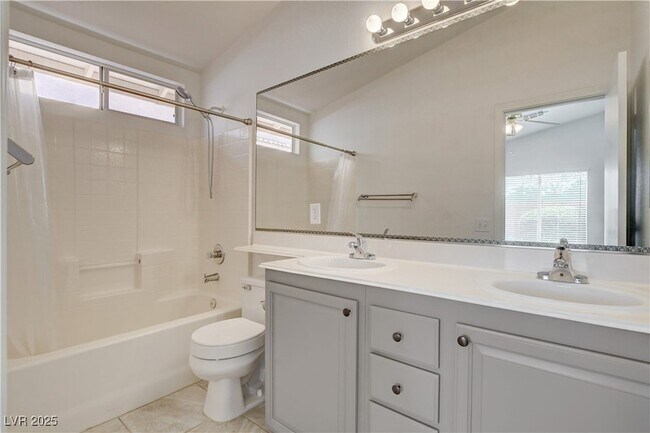 Building Photo - 11125 Gateview Ln