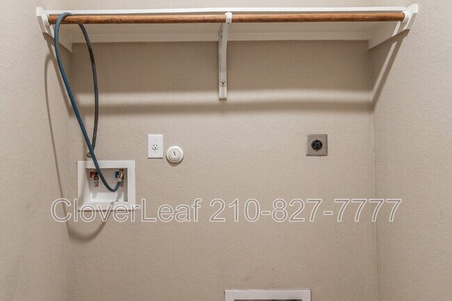 Building Photo - 6507 Candlecrest Ct