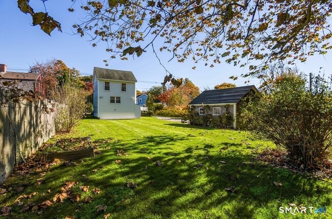 Building Photo - 33 Main St