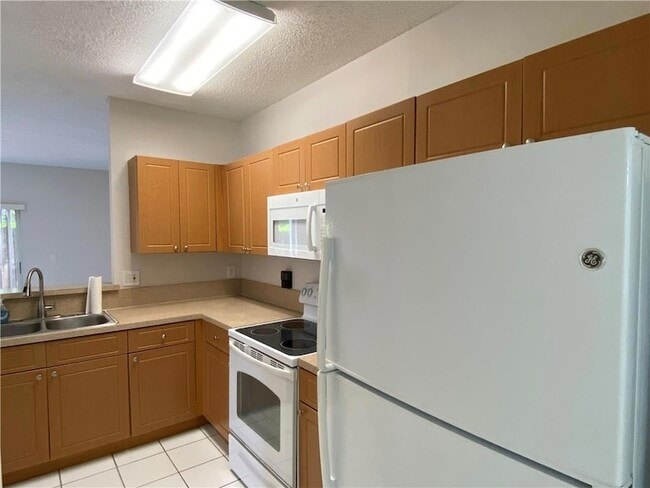 Building Photo - 16045 Emerald Cove Rd
