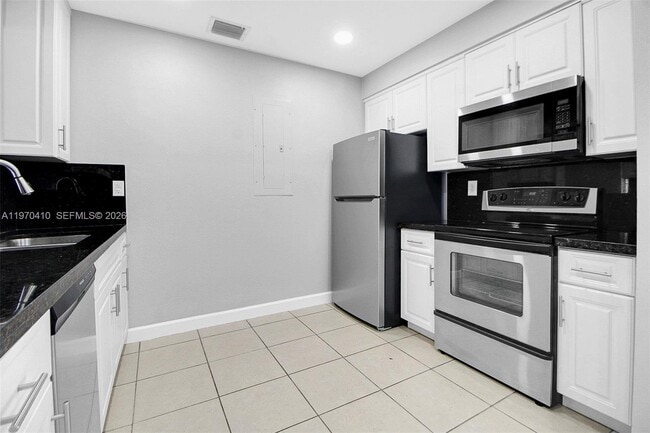 Building Photo - 11740 SW 182nd Terrace