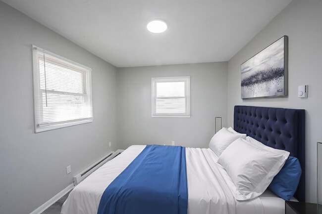 Building Photo - "Charming 2-Bed Oasis in Fountaintown – Cozy Living with Modern Comforts!"