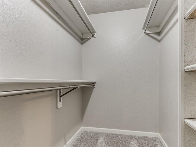 Building Photo - 1428 Cinderella Ave