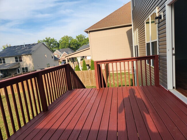 Building Photo - 16613 Rockcrest View Ln