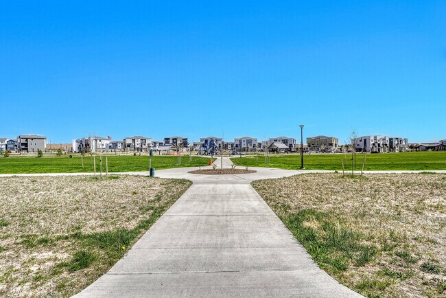 Building Photo - $2,295.95-  3 Bed, 2.5-Bath townhome in CO Springs with Central AC