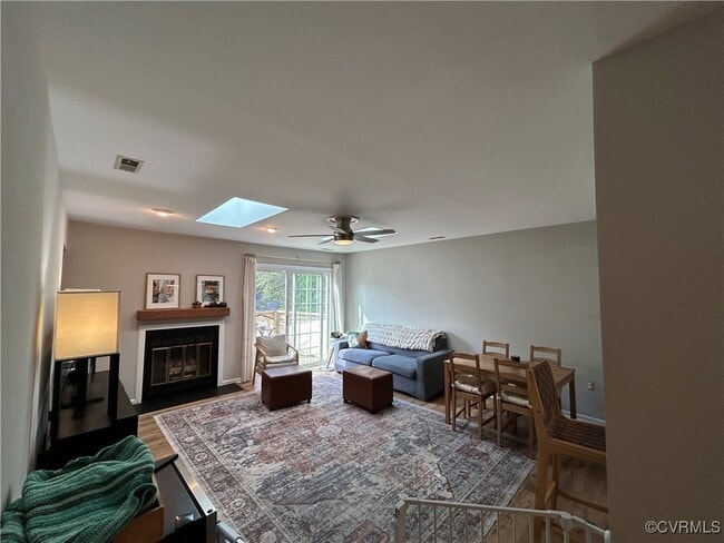 Building Photo - 7551 Beauchamp Ct