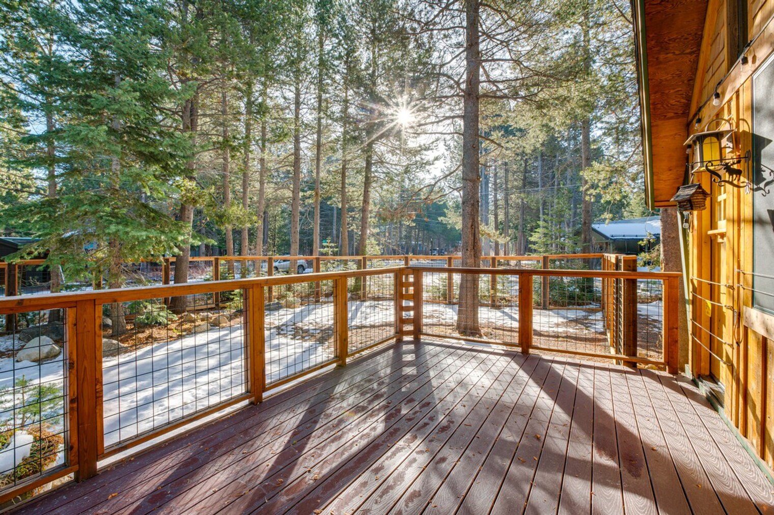 Building Photo - 7040 Bellevue Ave