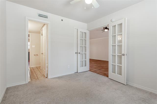 Building Photo - 1502 Villars St