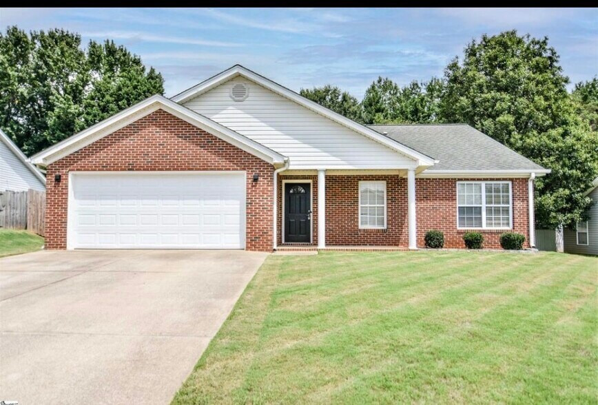 Primary Photo - 27 Sweetland Ct