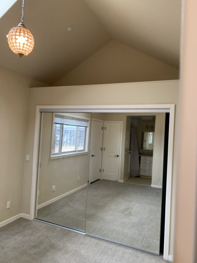 mirrored closet in master - 19 Greenbrae Boardwalk