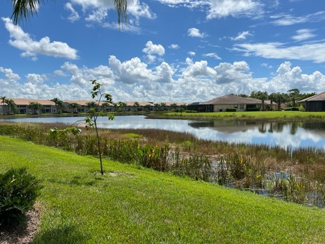Building Photo - Elegant Lake View Condo in Bella Terra – S...