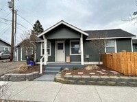 Building Photo - Down Town Living - 2 Bedroom / 1 Bathroom ...