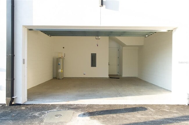Building Photo - 1218 E Kay St