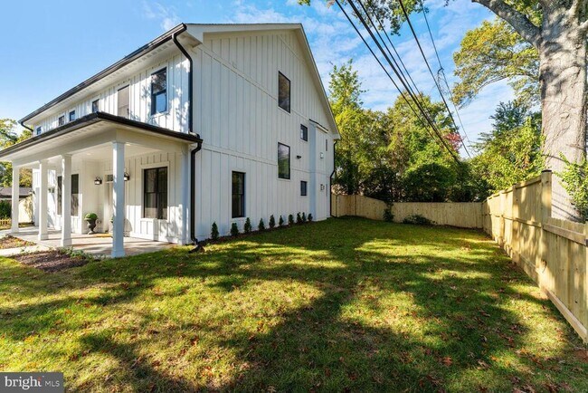 Building Photo - 8616 Jones Mill Rd
