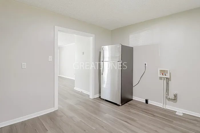 Building Photo - 106 Keyes St