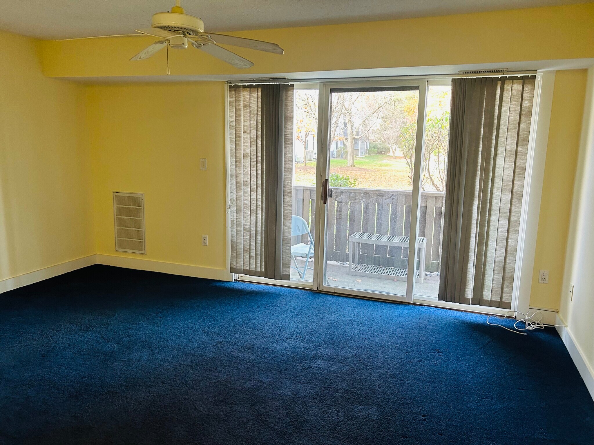 Building Photo - 1914 Aspen Dr