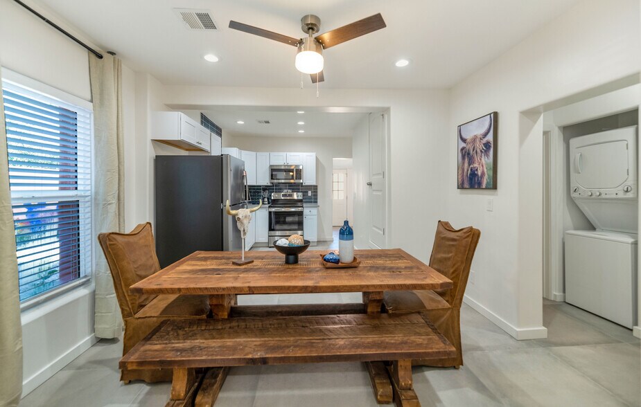 Building Photo - 2610 N 24th St