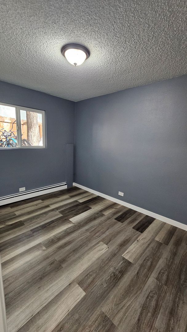 Building Photo - $500 OFF FIRST MONTH SPECIAL | $1011 | 2BR/1BA | Pet-Friendly 4Plex near Memorial Park in Colorad...