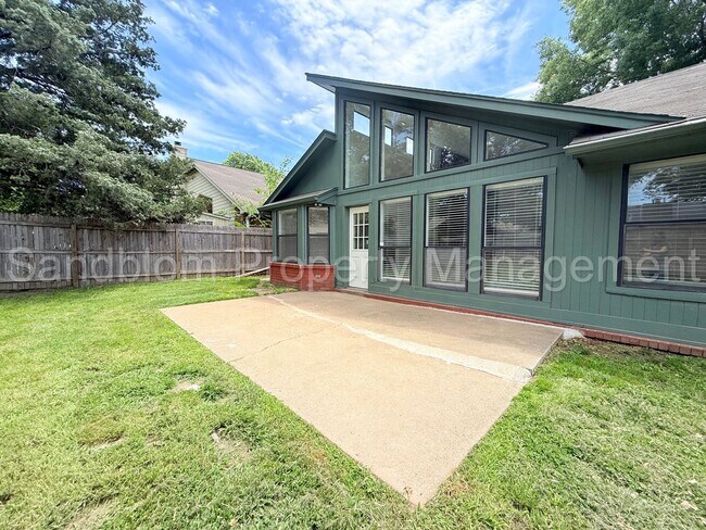 Building Photo - FOR LEASE | Broken Arrow - Union Schools | Available Now!