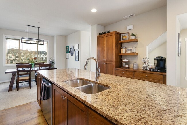 Building Photo - 28621 SW Villebois Dr N