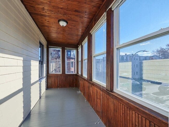 Building Photo - 357 K St