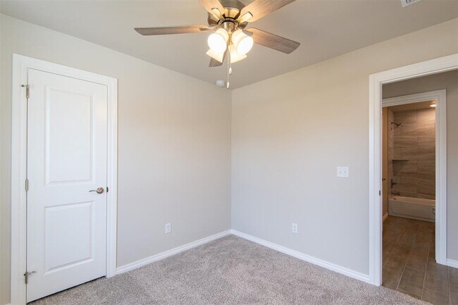 Building Photo - 8401 NW 162nd St