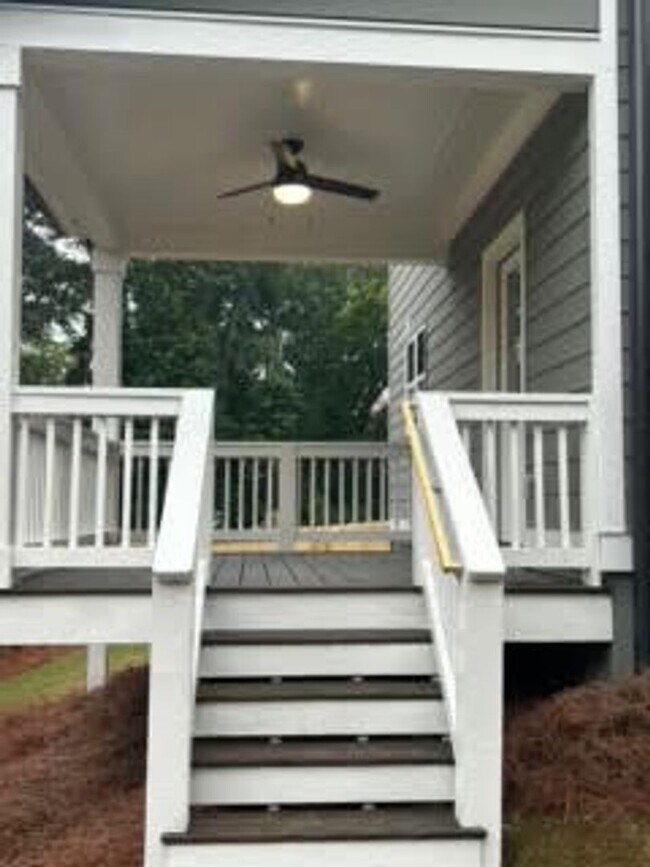 Building Photo - "Brand New Construction" 1 mile from Campus and Downtown